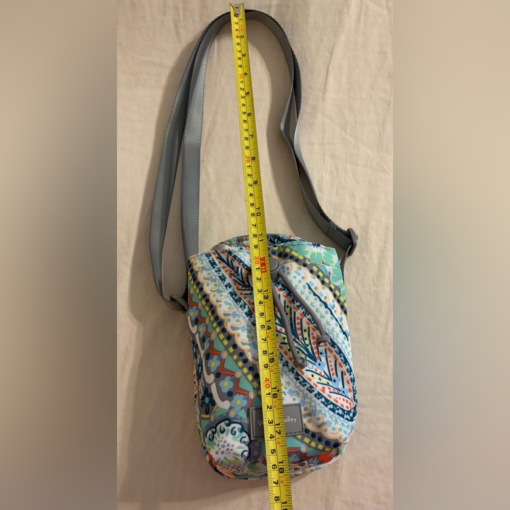 Vera Bradley Water Bottle Crossbody Bag💚🩵💙🤍🧡🩶 - Picture 10 of 13